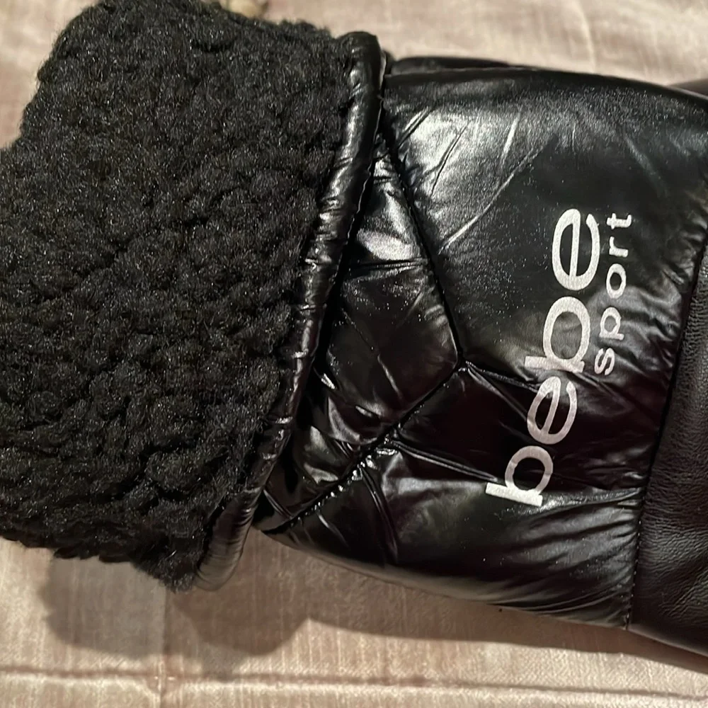 New! Bebe Sport Gloves